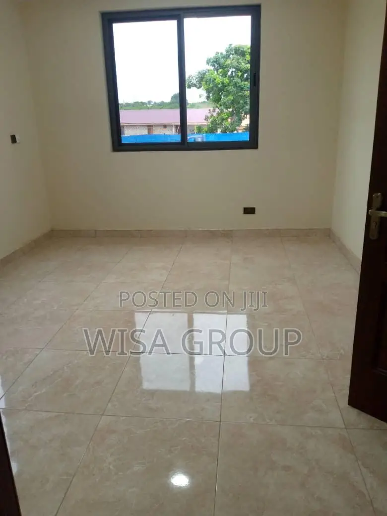 5bdrm Apartment in Wisa Groups, Accra Metropolitan for rent