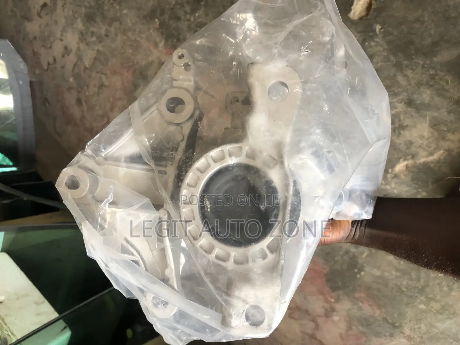 Honda CRV 2017-2022 Engine Seat
