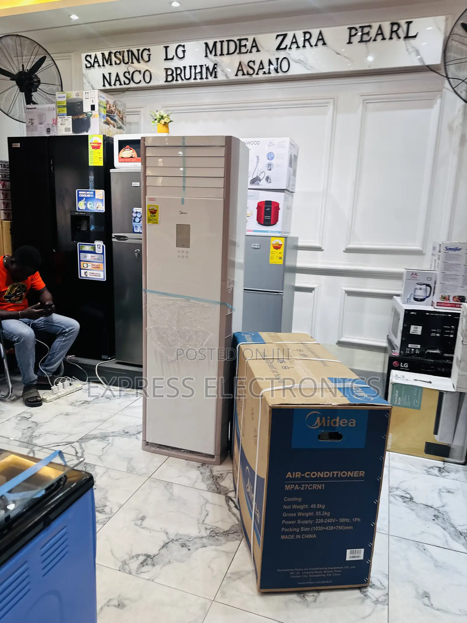 On/Off Split Floor Standing 3hp Midea White