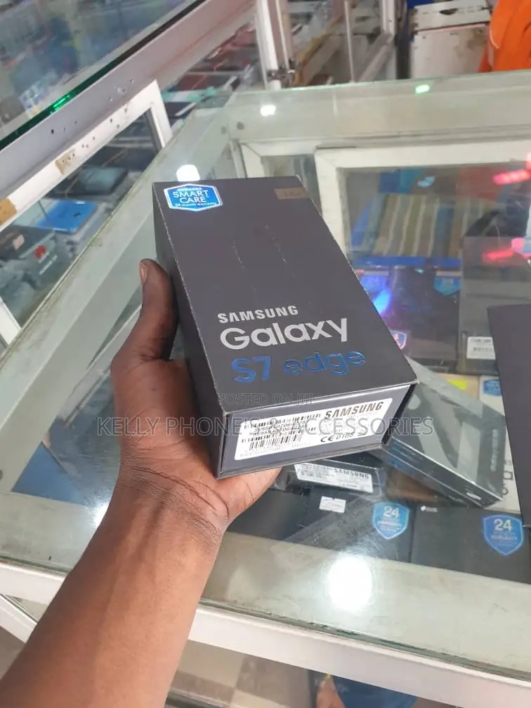 New Samsung Galaxy S7 edge 32 GB Black