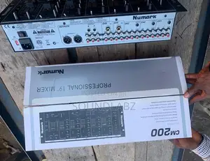Numark Cm200 5 Channel Rackmountable Dj Mixer