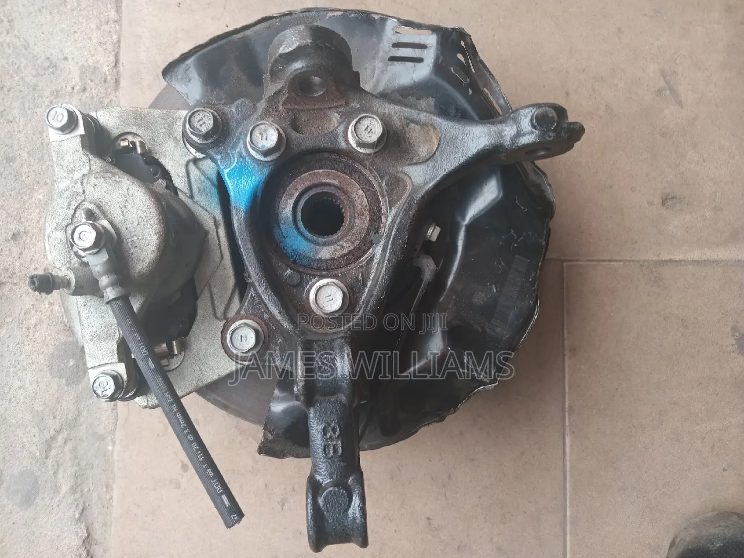 Toyota CHR 2020 Front Hub