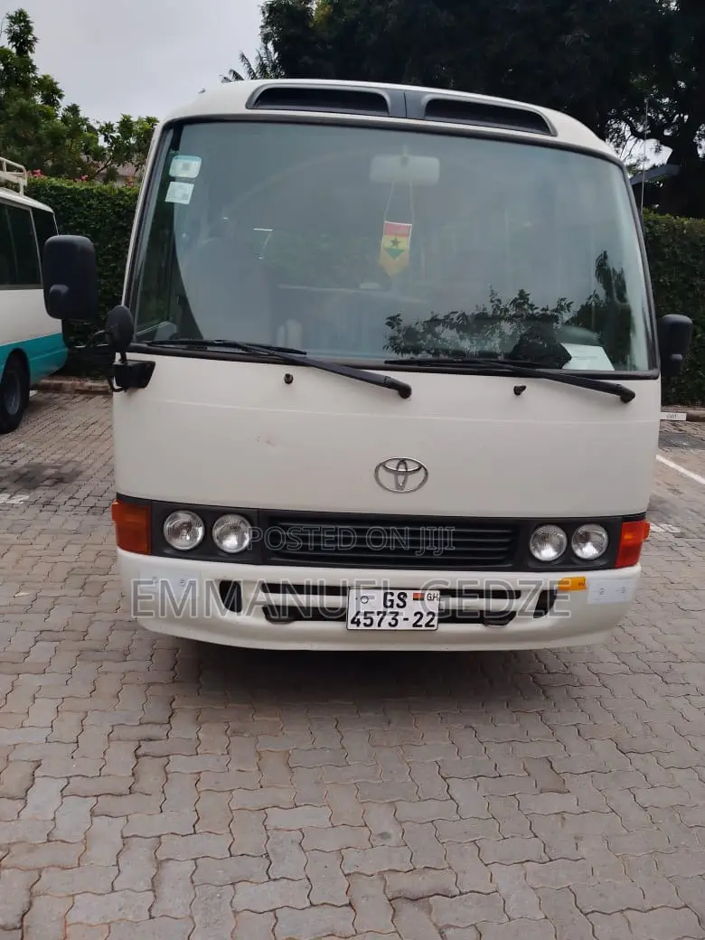 Coaster Bus Rental ( 30 Seater )