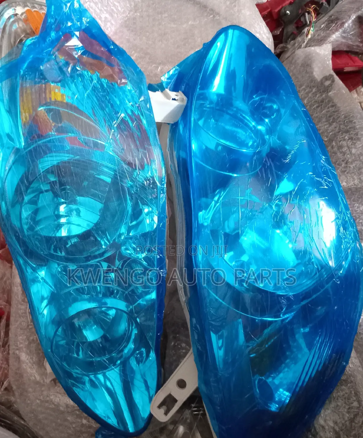Corolla 2005,2006 Headlight Pair