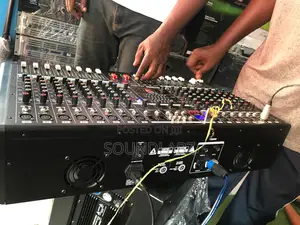 Yamaha Kpg-8816 16channel Powered Mixer With Usb, Bt