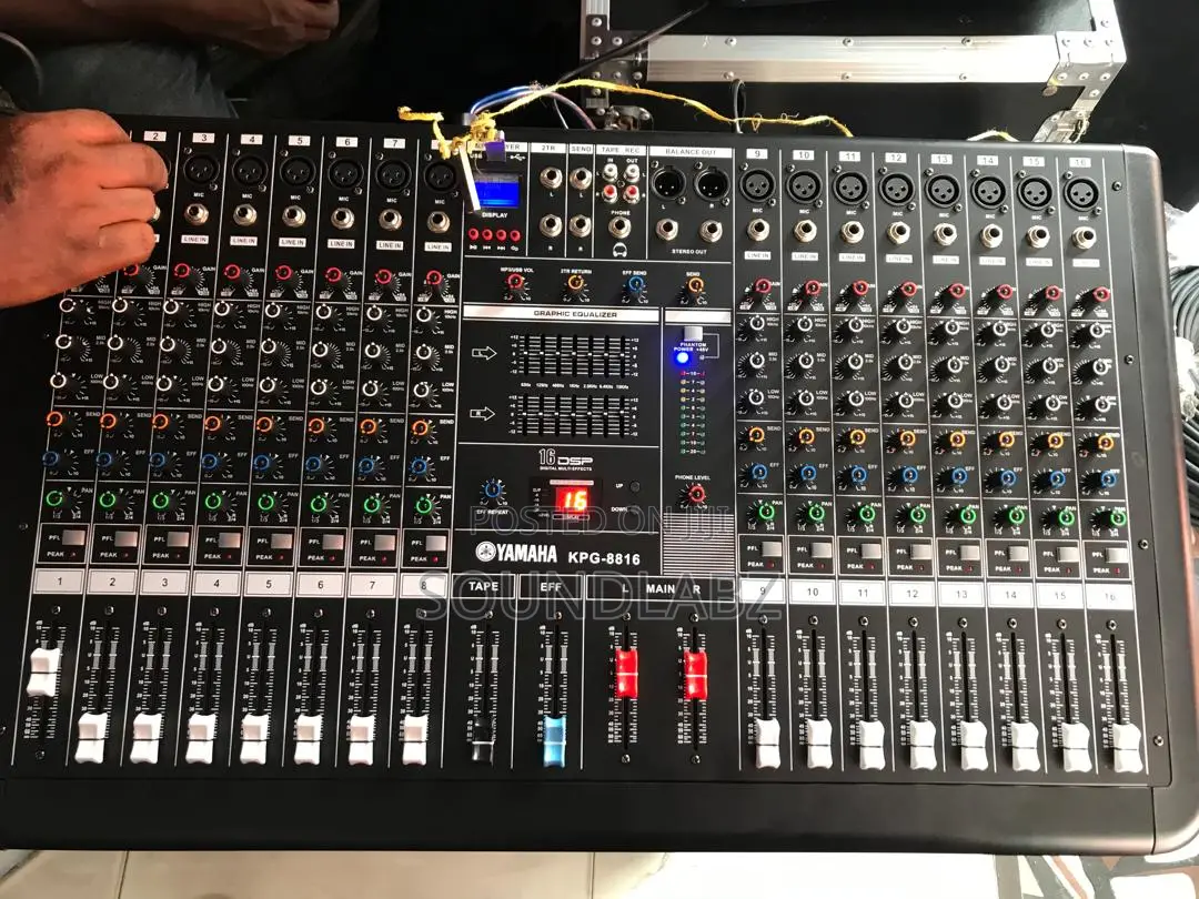Yamaha Kpg-8816 16channel Powered Mixer With Usb, Bt
