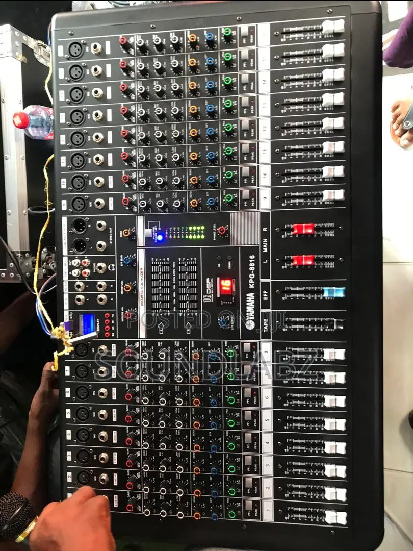 Yamaha Kpg-8816 16channel Powered Mixer With Usb, Bt