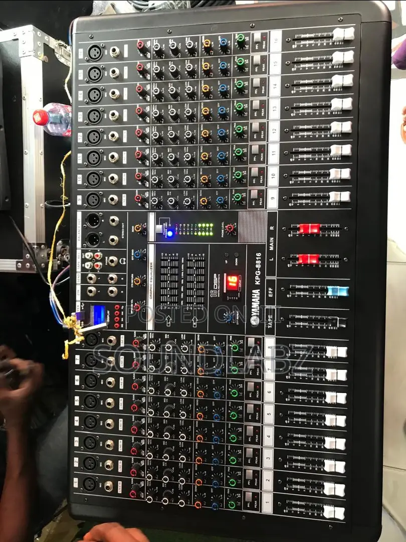 Yamaha Kpg-8816 16channel Powered Mixer With Usb, Bt