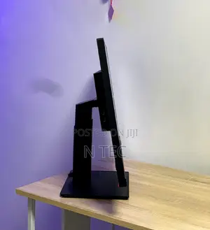32 Inches Lenovo QHD Monitor With USB Type-C ()
