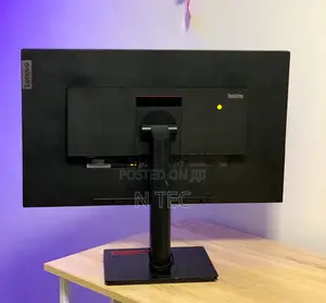 32 Inches Lenovo QHD Monitor With USB Type-C ()