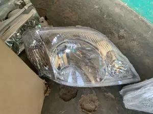 Toyota Corolla 2004 Headlight Japan