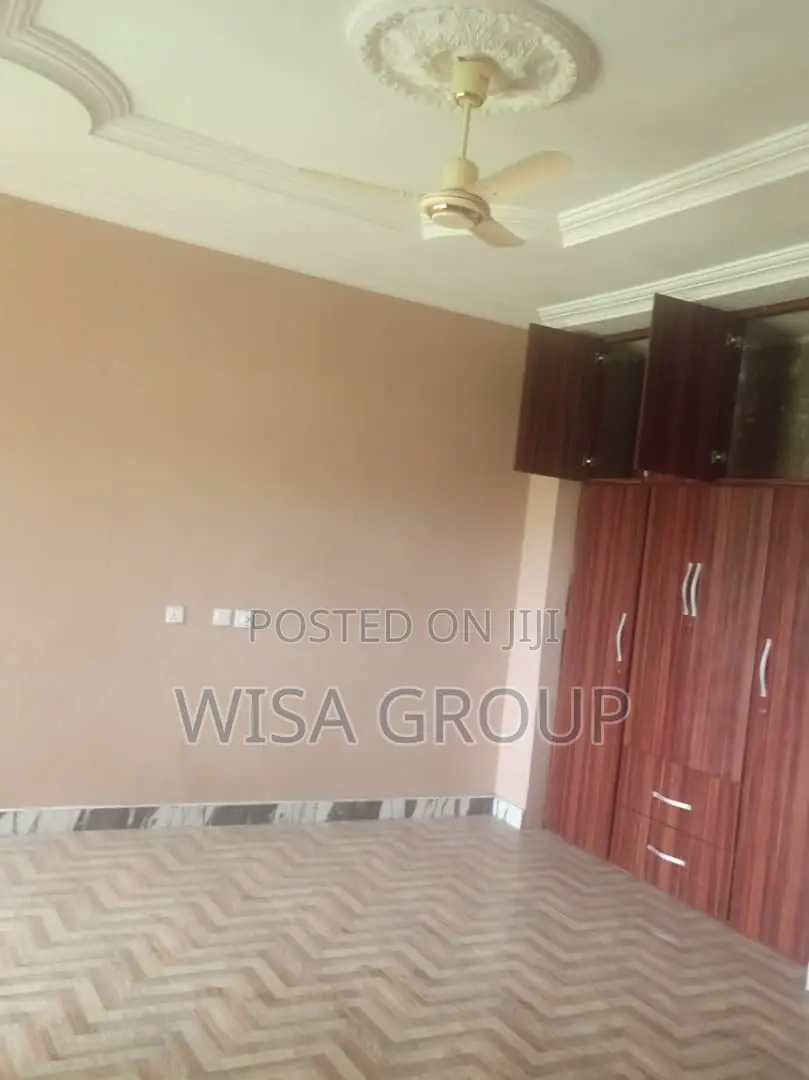 7bdrm Duplex in Wisa Groups, Accra Metropolitan for rent