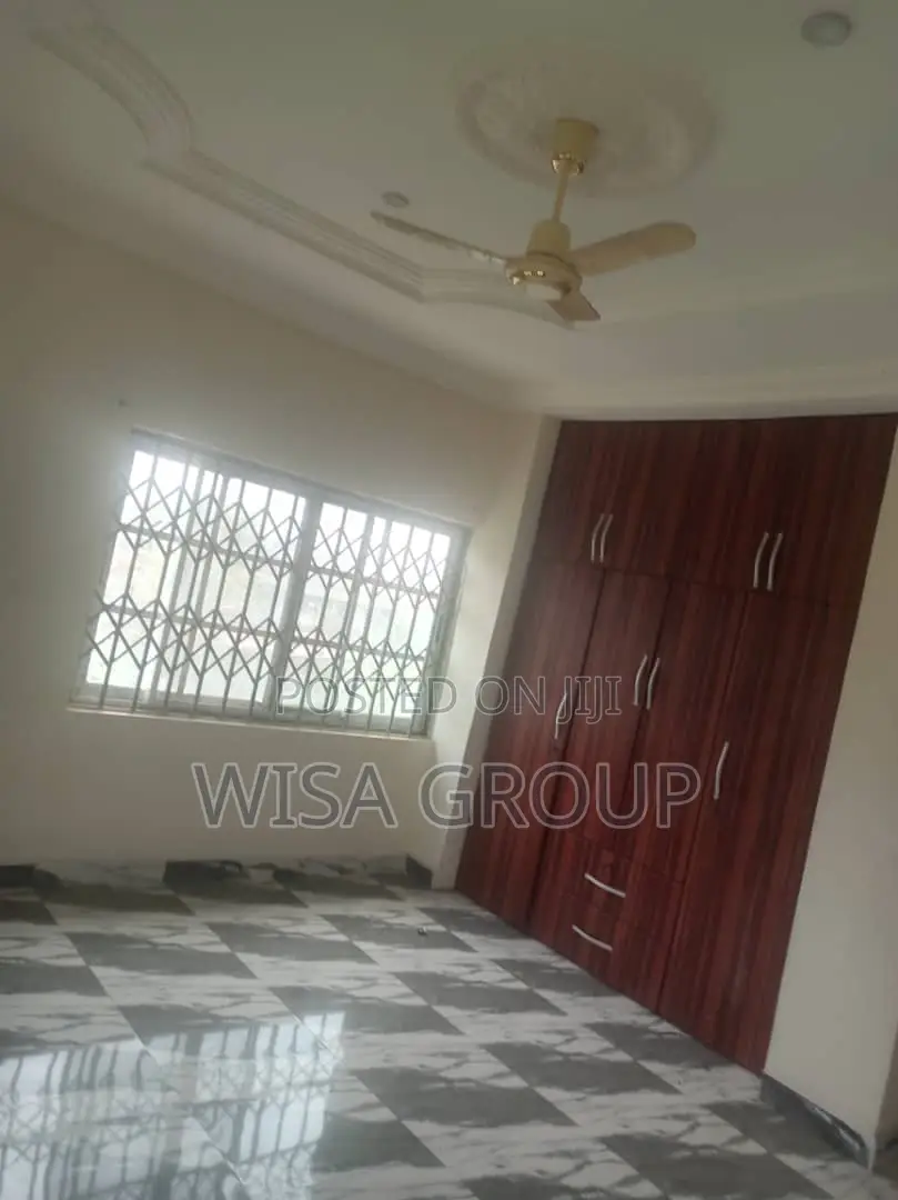 7bdrm Duplex in Wisa Groups, Accra Metropolitan for rent