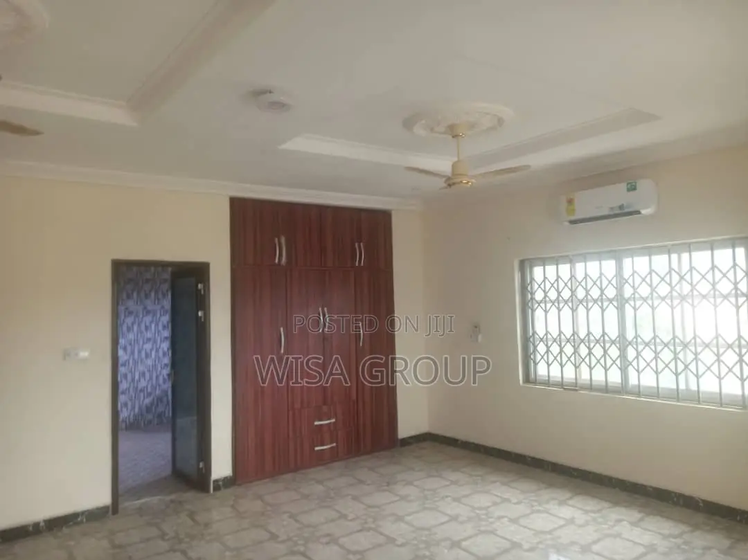 7bdrm Duplex in Wisa Groups, Accra Metropolitan for rent