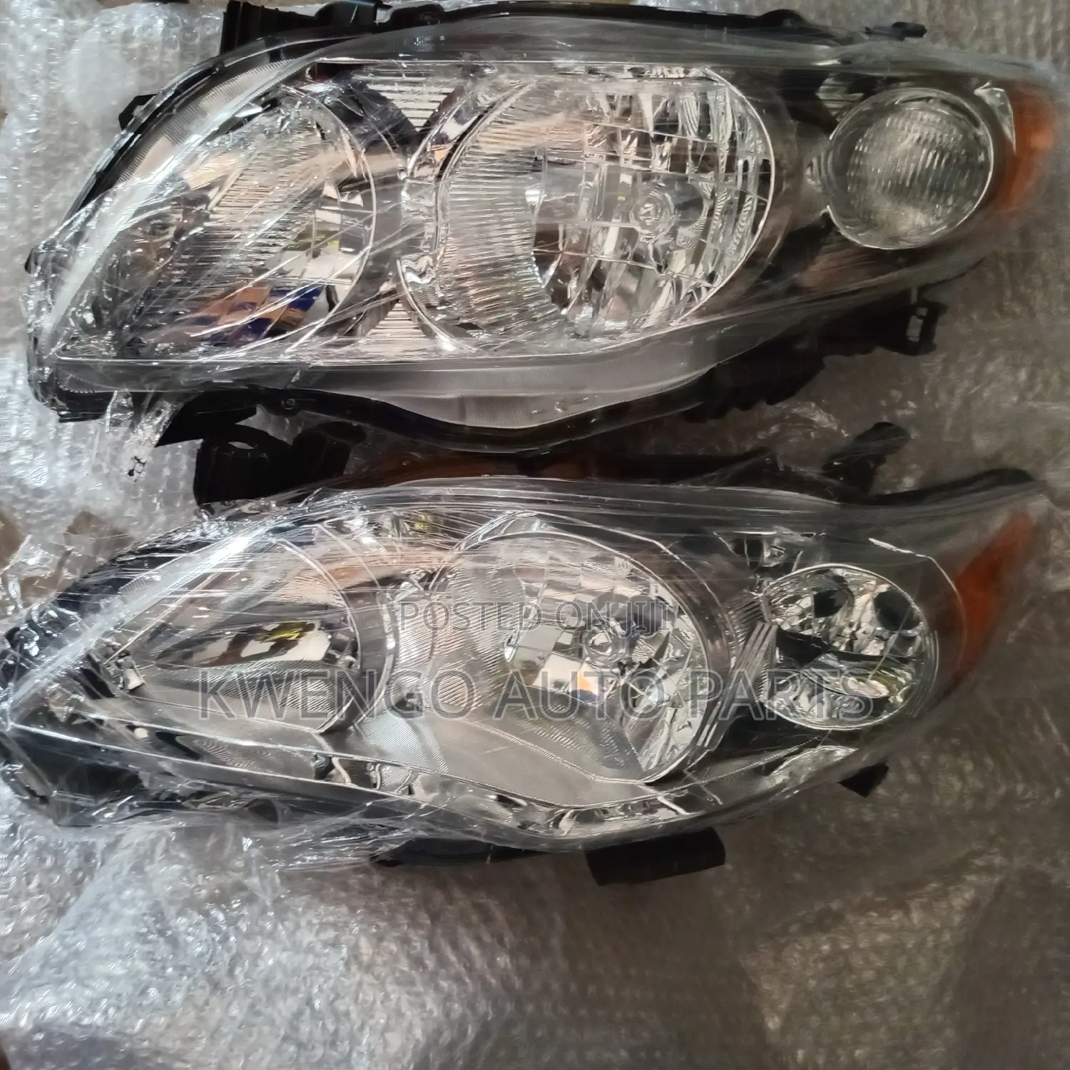 Toyota Corolla 2010 2011 2012 2013 Headlight Pair