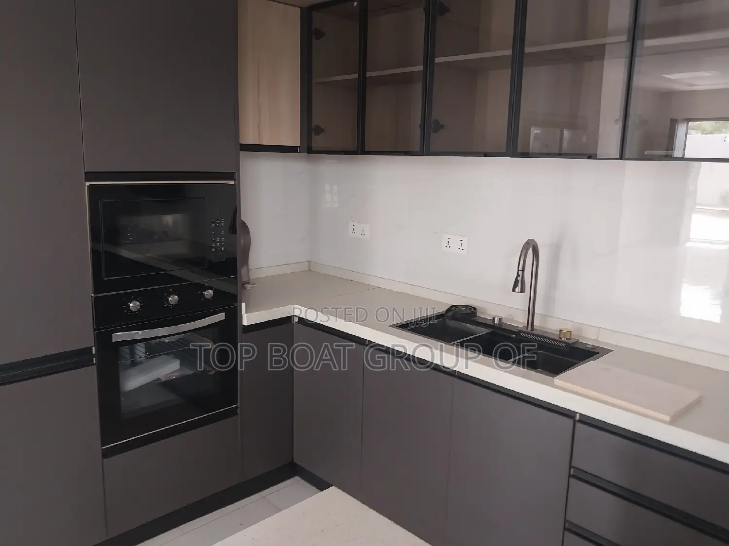 Furnished 4bdrm House in Top-Boat Estate, Kumasi Metropolitan for sale