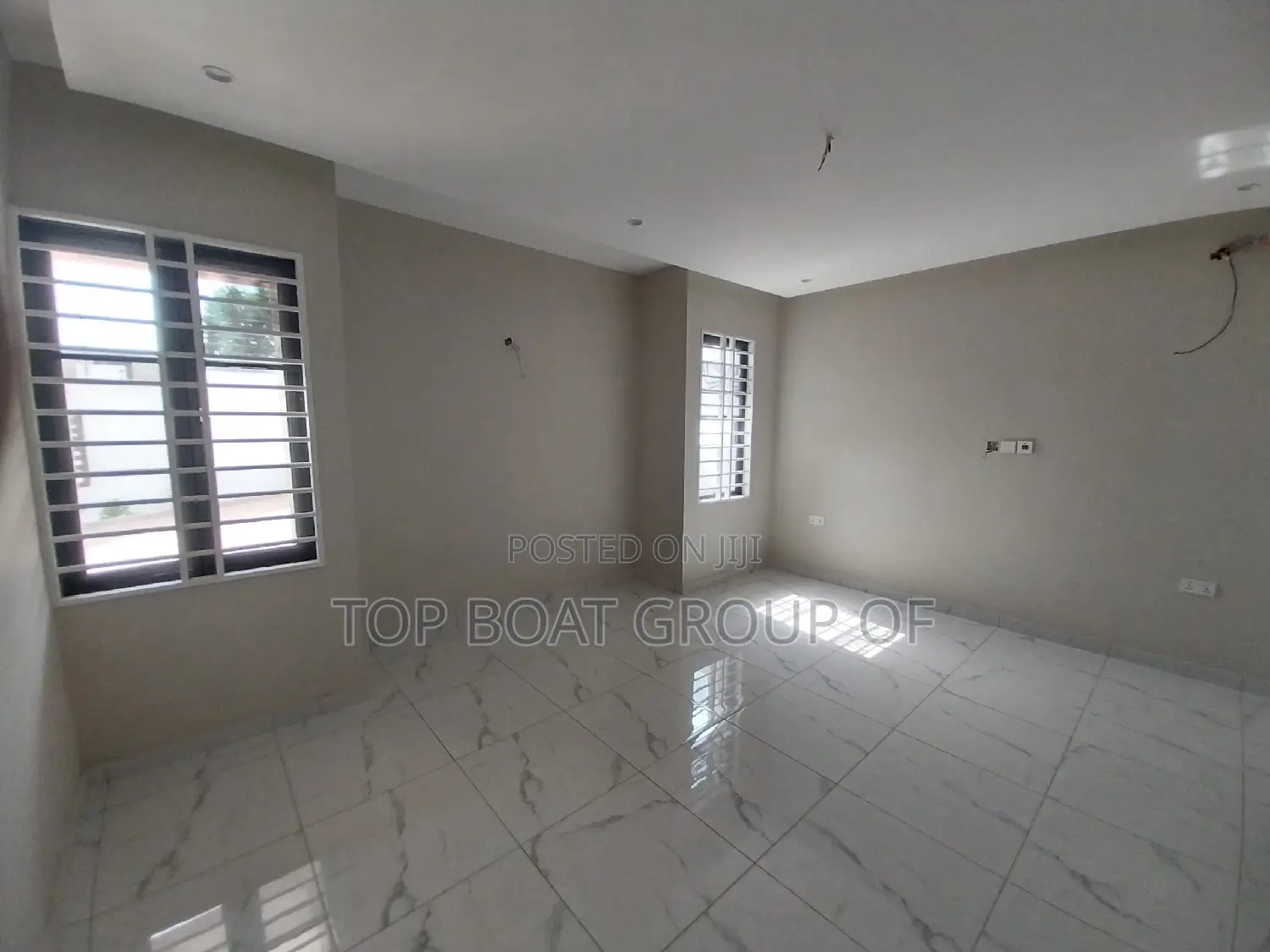 Furnished 4bdrm House in Top-Boat Estate, Kumasi Metropolitan for sale