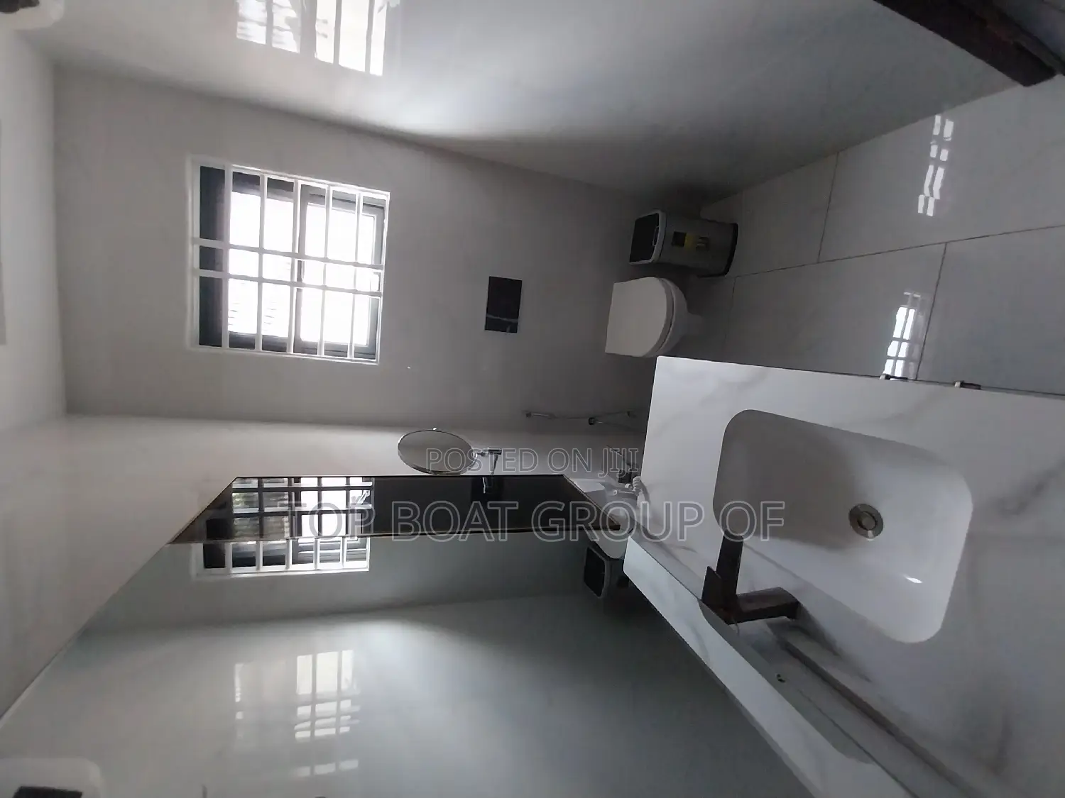 Furnished 4bdrm House in Top-Boat Estate, Kumasi Metropolitan for sale