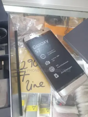 New Samsung Galaxy S7 edge 32 GB Gold