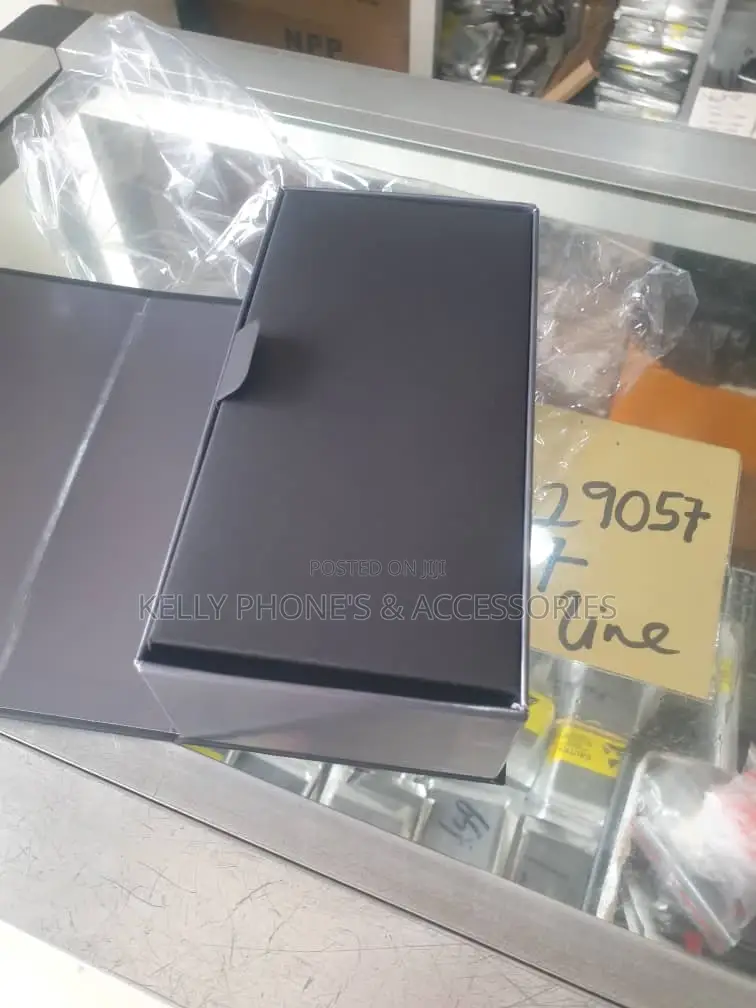 New Samsung Galaxy S7 edge 32 GB Gold