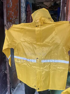 Rain Coat ( Top And Down With Reflector)
