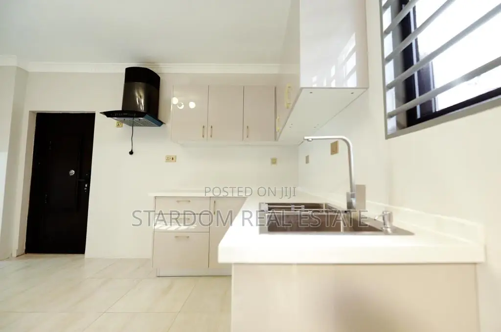 2bdrm Townhouse / Terrace in East Legon for rent
