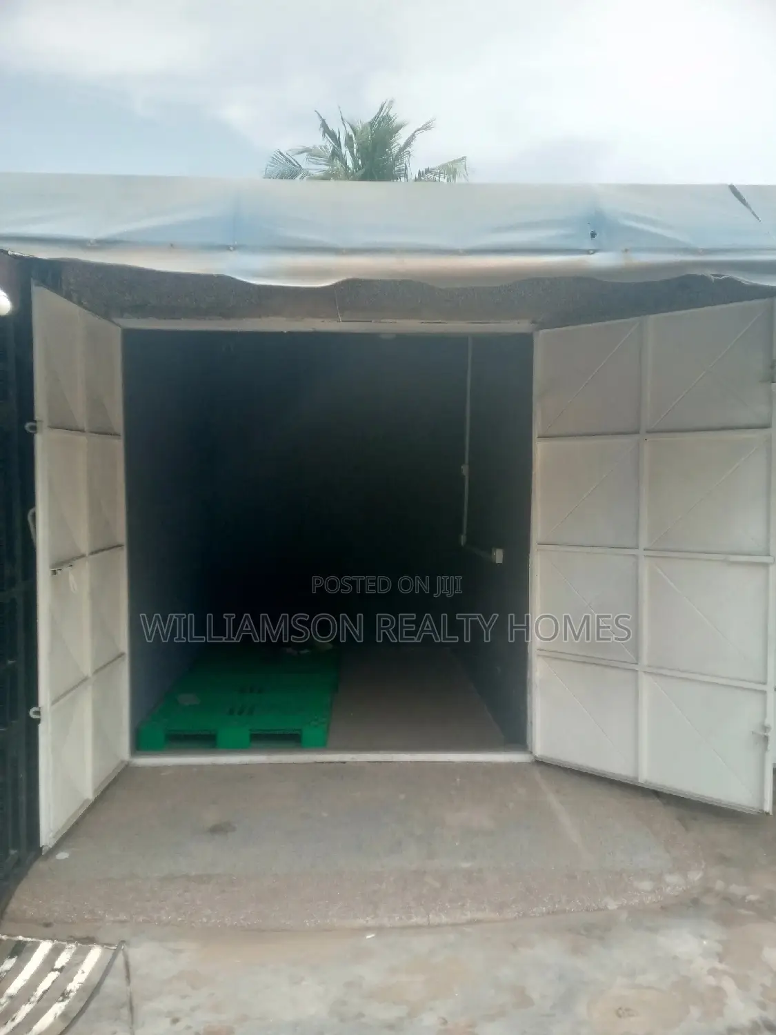 Affordable Road Side Shop/Store/Officespace/Showroom,Spintex