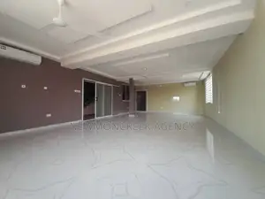 4bdrm Duplex in Abokobi Junction, Accra Metropolitan for sale