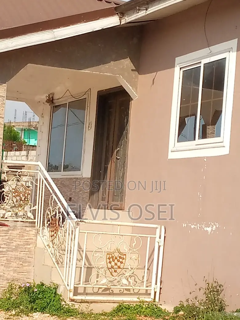 3bdrm House in Bulemin Gbawe, Accra Metropolitan for sale