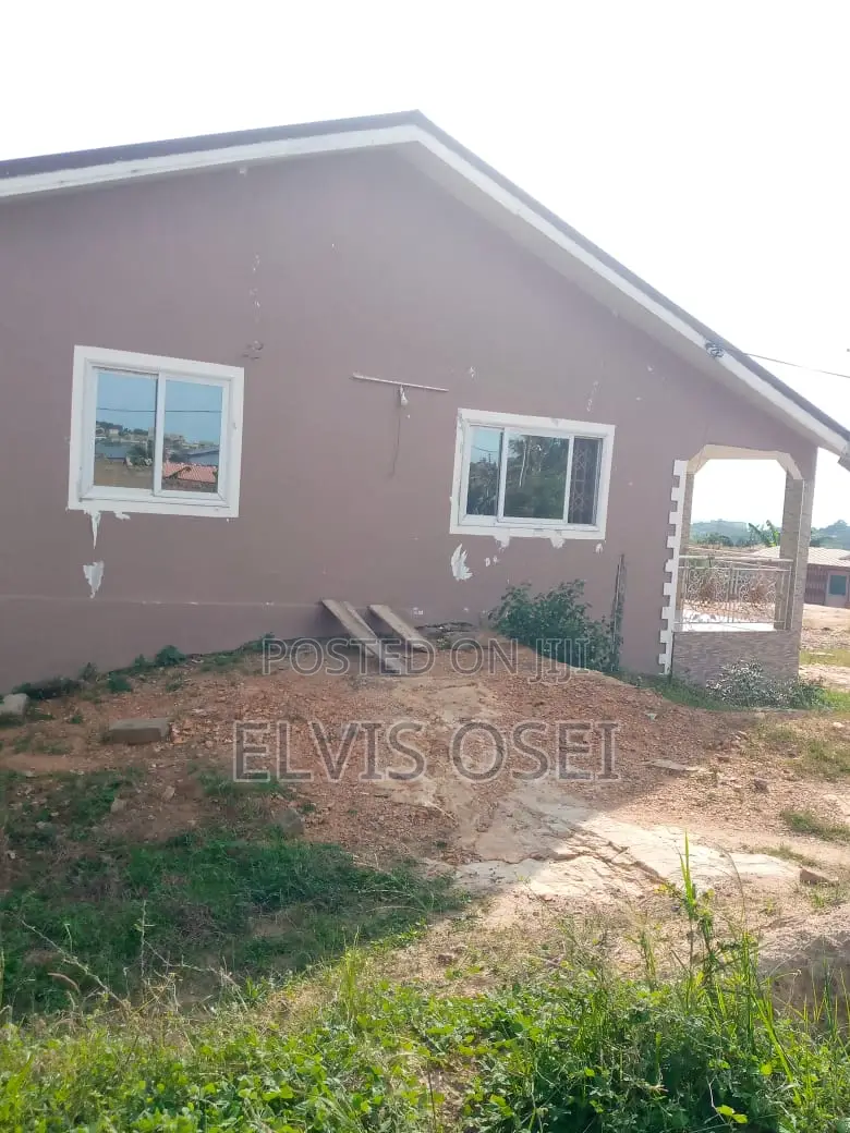 3bdrm House in Bulemin Gbawe, Accra Metropolitan for sale