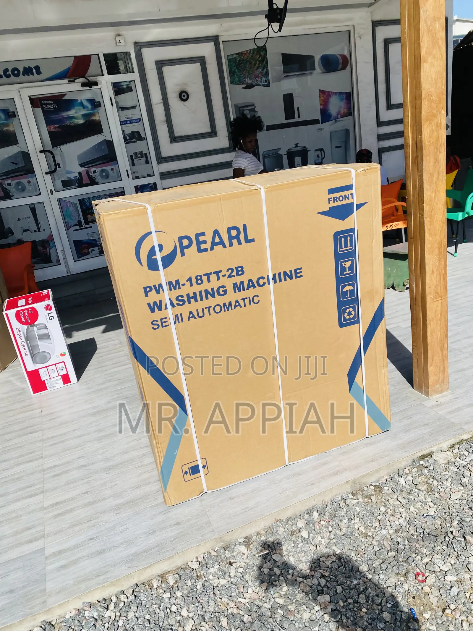 Authentic Pearl 18kg Semi-Automatic Washing Machine.