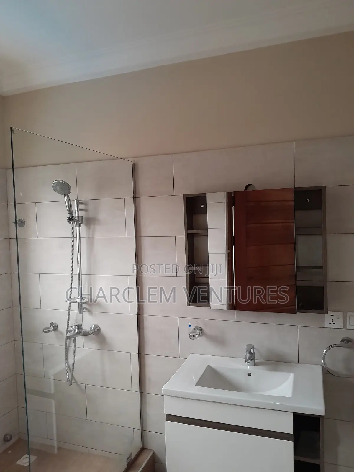 3bdrm House in Charclem Ventures, East Legon for rent