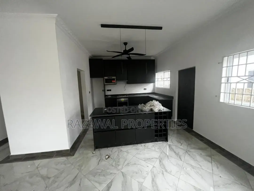 3bdrm House in Accra Metropolitan for sale