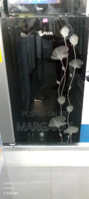 Pearl Black Mirror Table Top Fridge
