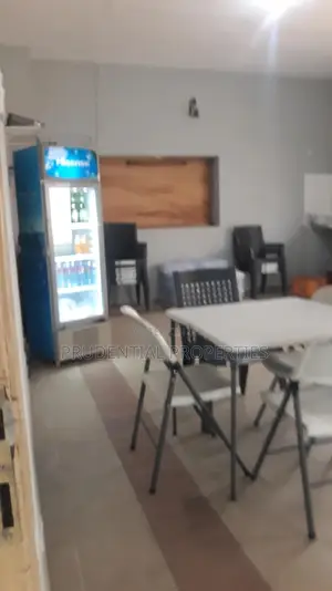 Furnished 1bdrm Apartment in Asylum Down for rent