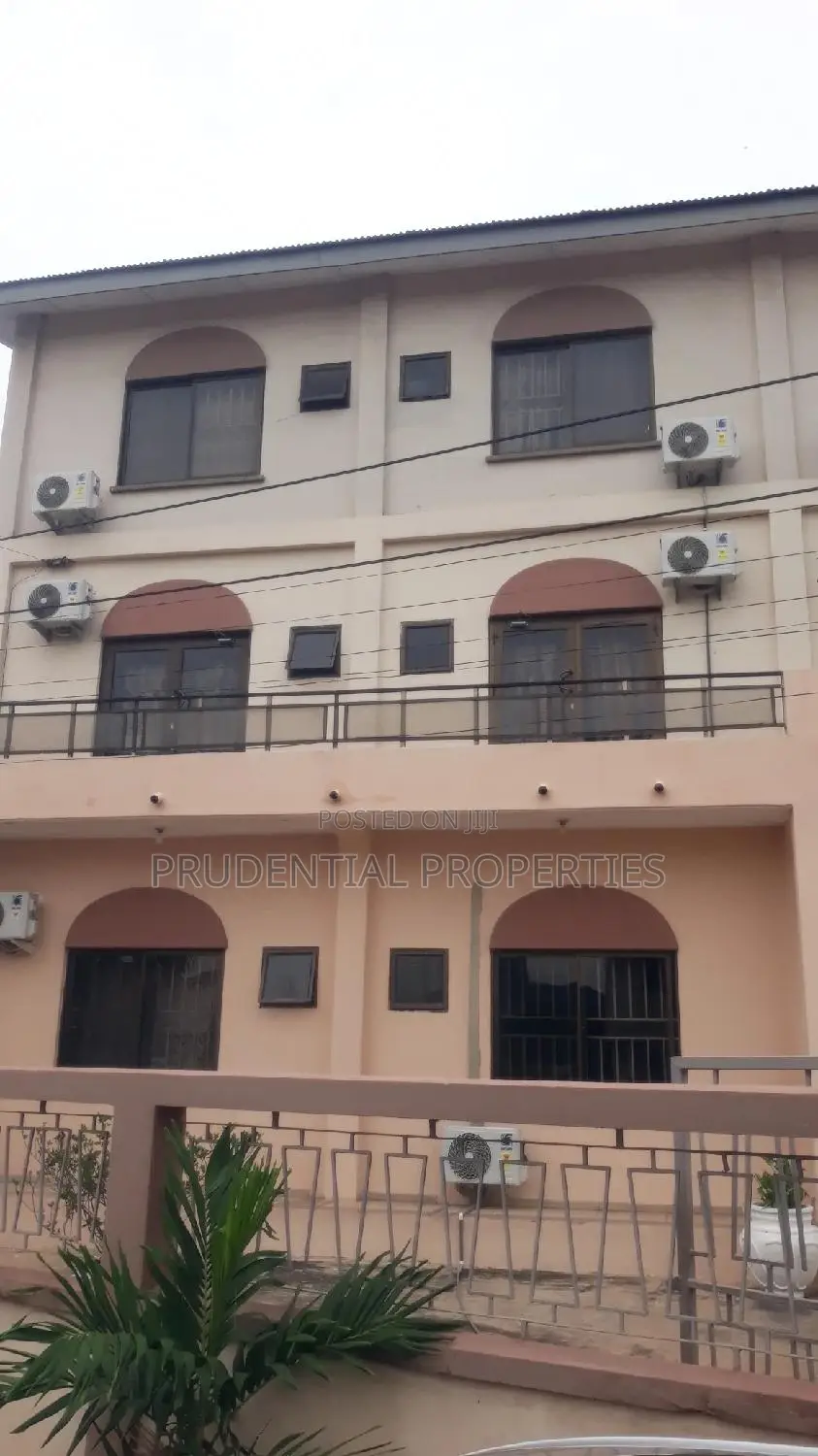 Furnished 1bdrm Apartment in Asylum Down for rent