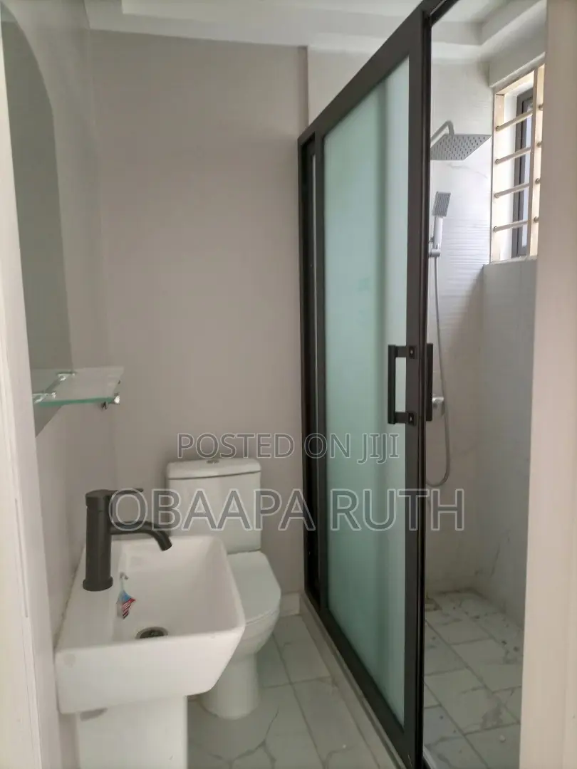 4bdrm Duplex in East Legon for rent