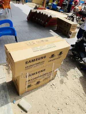 Split Type Samsung 1.5hp Air Conditioner(R410)White.