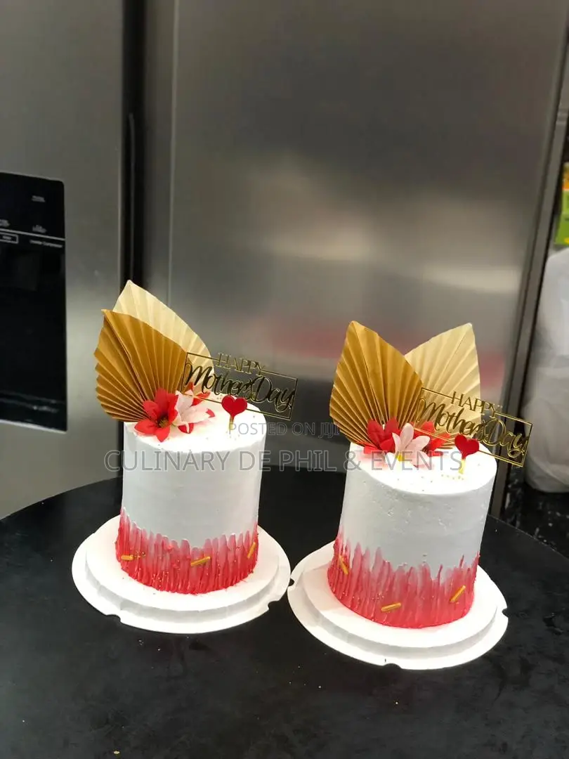 Mothers Day Theme Cake