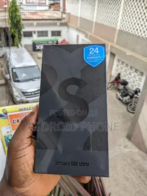 New Samsung Galaxy S22 Ultra 5G 128 GB Black