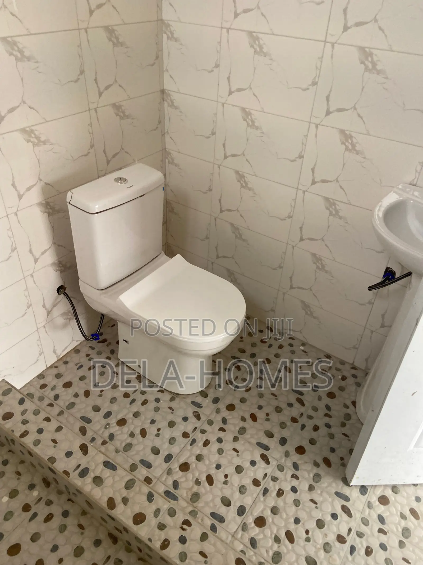 1bdrm Apartment in Adenta for rent