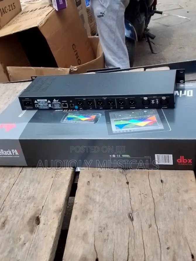 DBX Driverack PA2 Loudspeaker Management System