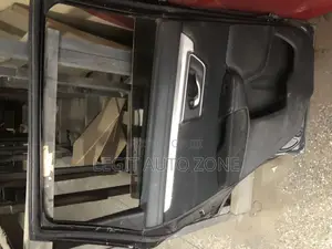 Honda CR-V 2017-2020 Door