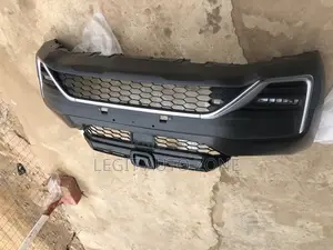 Honda CR-V 2017-2020 Complete Front Bumper