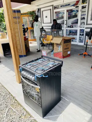 Elegant Black Volcano 50x50 4 Gas Burner With Oven Grill.