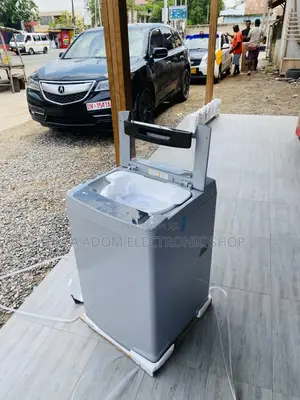 Durable LG T9585ndhvh 9kg Top Load Washing Machine.