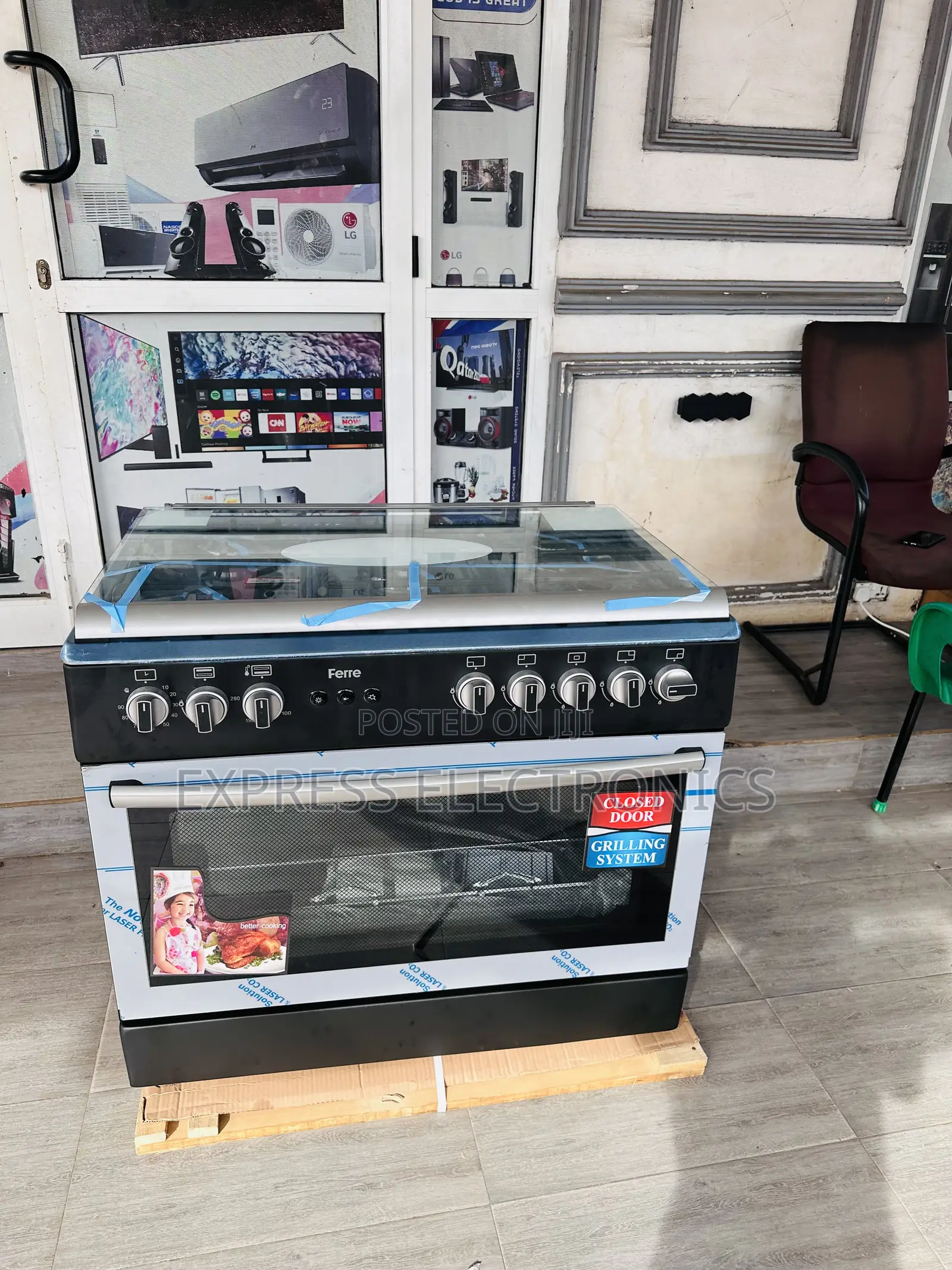 60/90 Gas Cooker Oven Grill 5burner Gas Black. 