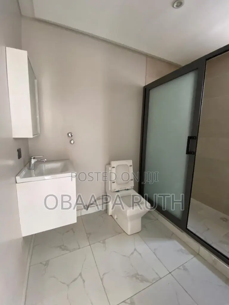 3bdrm Duplex in East Legon for rent