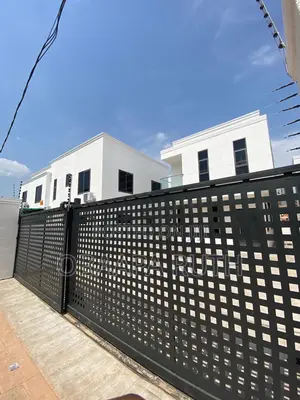 3bdrm Duplex in East Legon for rent