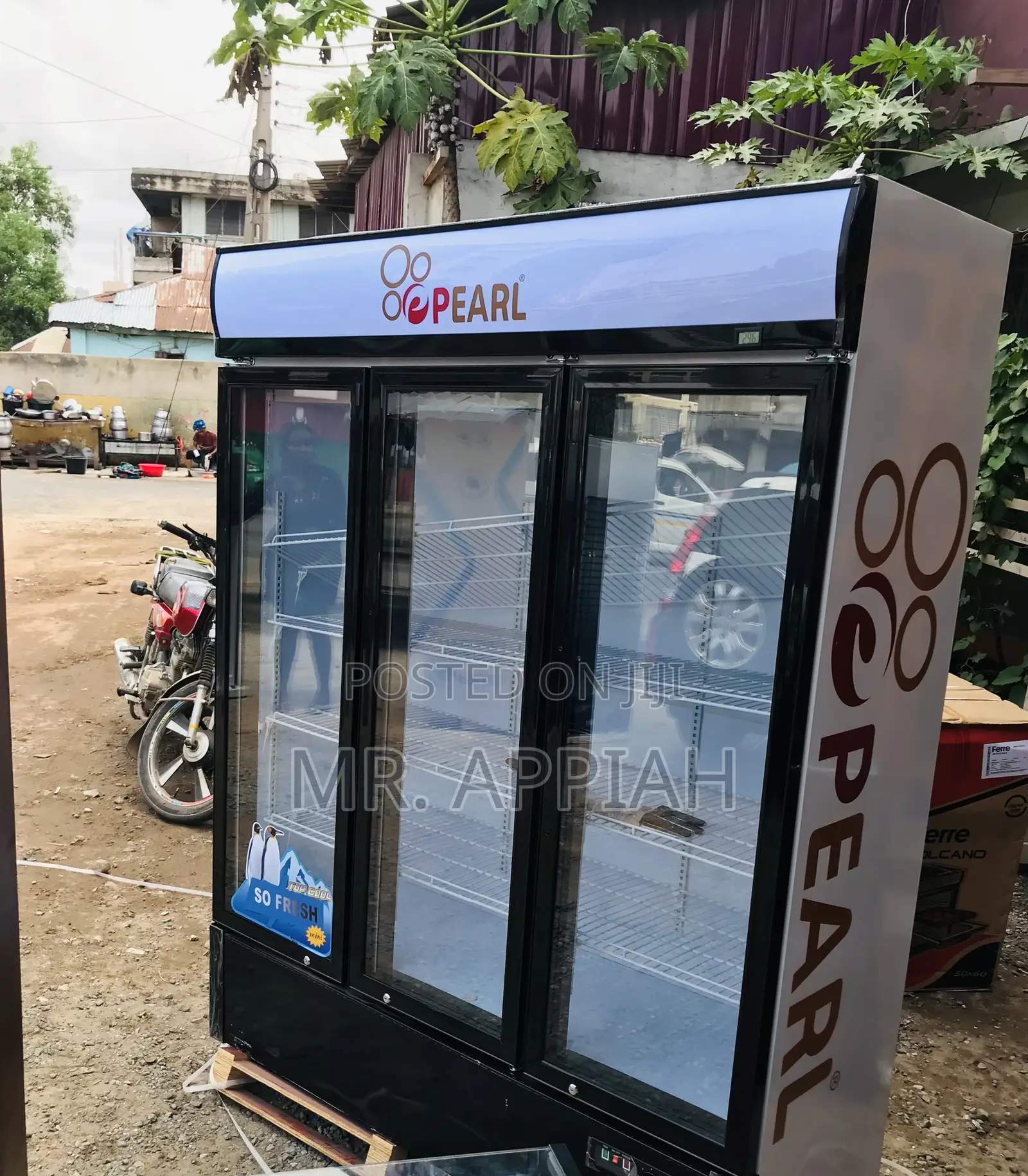 Sealed in Box Pearl 3 Door Electric Beverage Cooler.